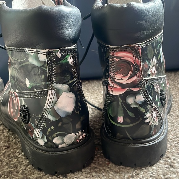 Timberland floral moto boot - Picture 3 of 5